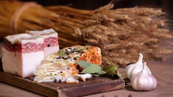 ointment and garlic for warts